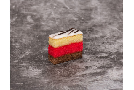 Řez s punčovou příchutí 90 g             